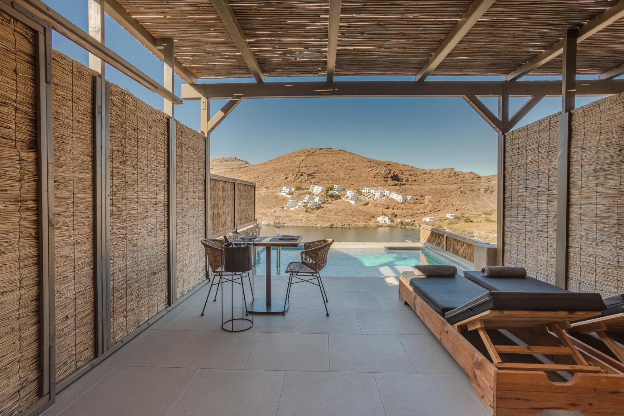 Amal Kythnos Suites Exterior photo