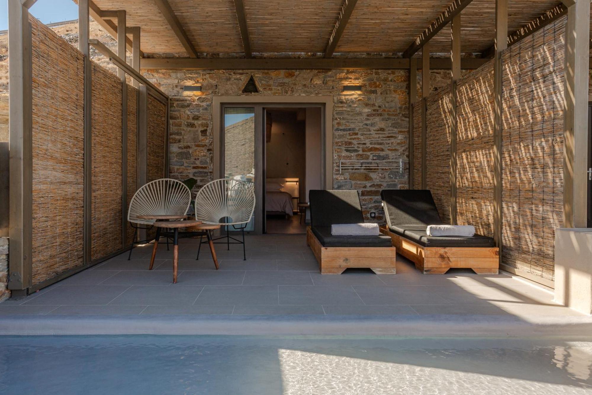 Amal Kythnos Suites Exterior photo