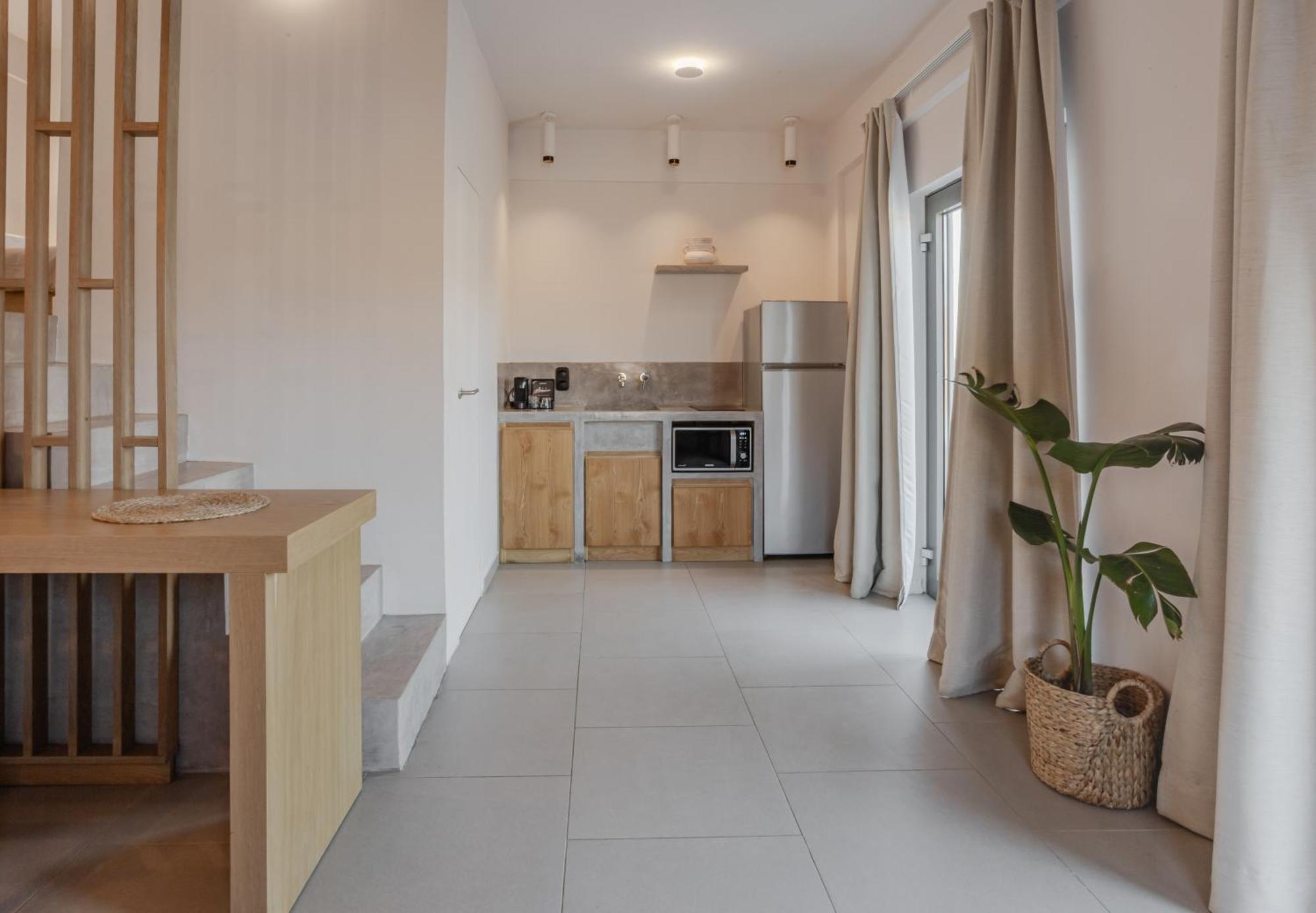 Amal Kythnos Suites Exterior photo